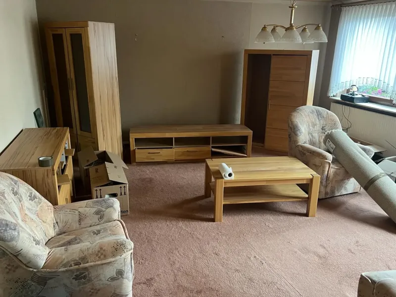 vor der Haushaltsauflösung